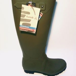 NIB Kamik Women's Jennifer Buckle-Accent Rain Boot